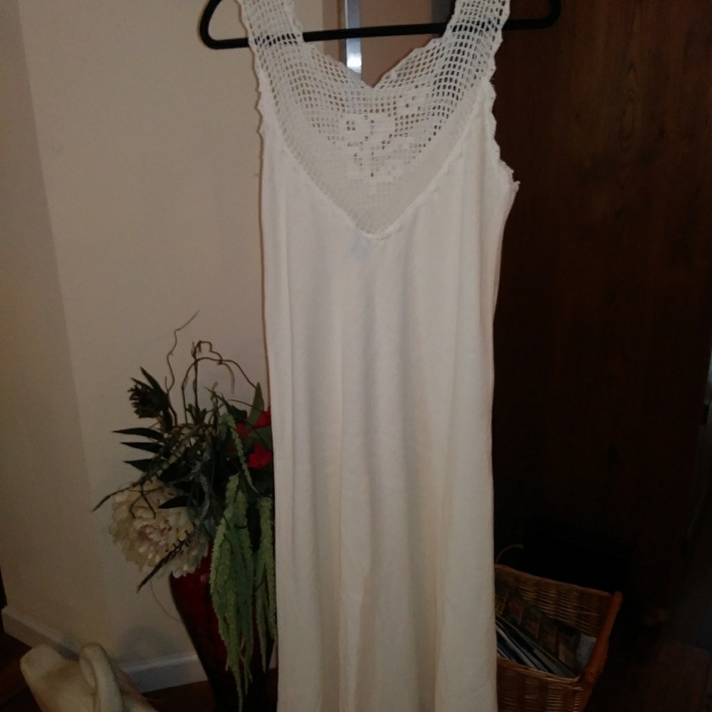 Maxi linen type mater dress Lynda Palau of Mexico